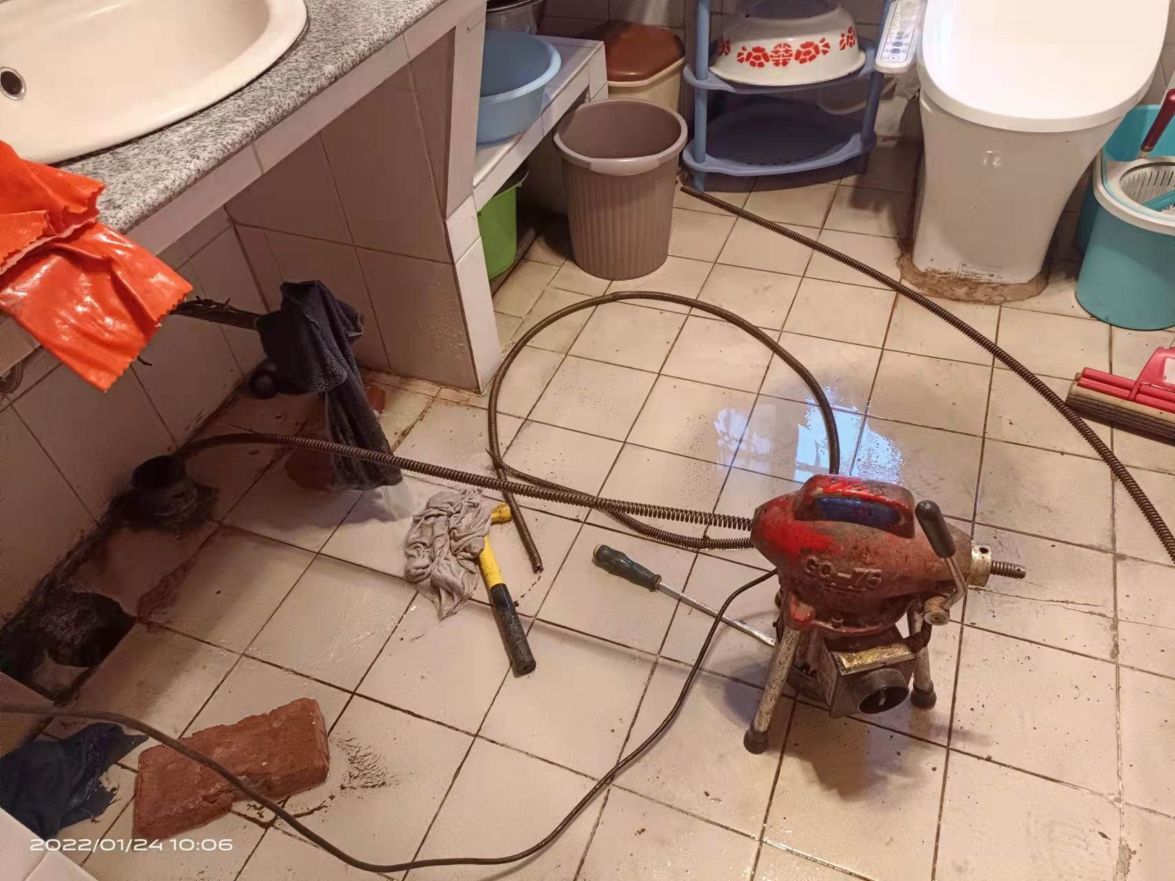 解放疏通厨房下水道，地漏疏通